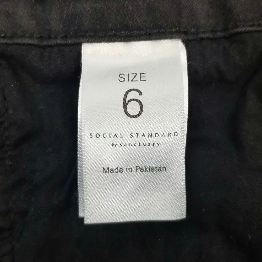 Social Standard by Sanctuary Women's Gray Black Camo Ankle Skinny Jeans Size 6